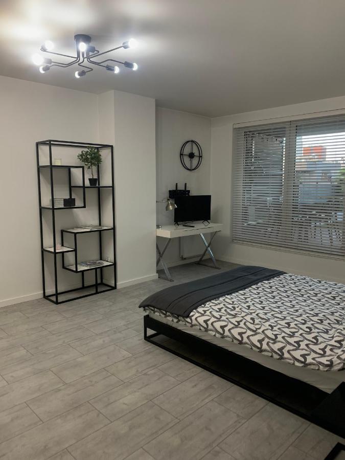 Ekskluzywny Penthouse Z Ogrodem W Centrum Lodzi 외부 사진