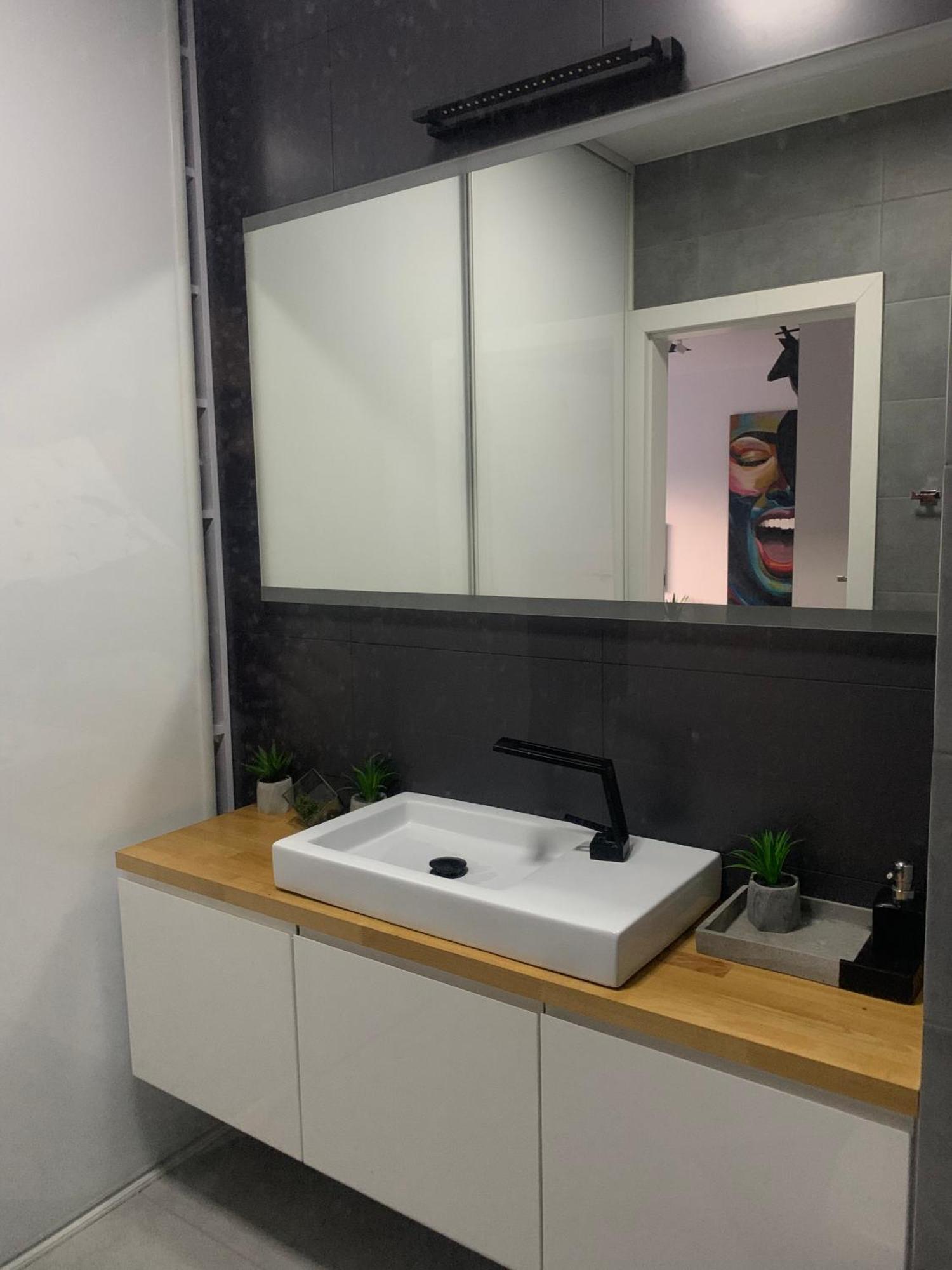 Ekskluzywny Penthouse Z Ogrodem W Centrum Lodzi 외부 사진